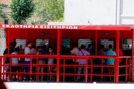 Πανικός για ένα εισιτήριο με Παρτίζαν!