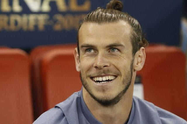 “Φεύγουν” τον Μπέιλ από τη Ρεάλ κι αυτός τελειοποιεί τα ισπανικά του