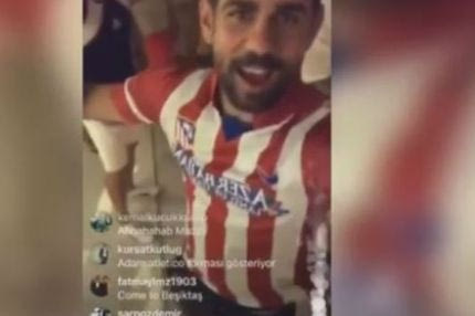 Ο Κόστα με φανέλα Ατλέτικο, ειρωνεύεται τον Κόντε!