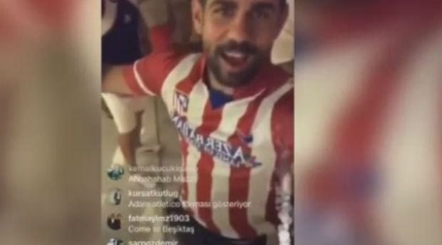 Ο Κόστα με φανέλα Ατλέτικο, ειρωνεύεται τον Κόντε!