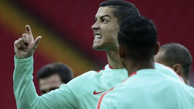 Ανακοίνωσε Κριστιάνο Ρονάλντο και τρέλανε τα social media!