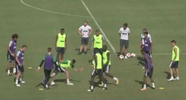 Ο Ντε Χέα… γλεντάει τον Περέιρα και ο Λίνγκαρντ παθαίνει αμόκ!