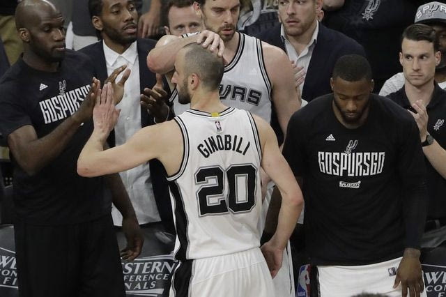 Είπαν του Τζινόμπιλι να πει “Αντετοκούνμπο” και τα κατάφερε!