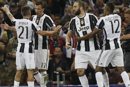 Με πράσινα και με οριζόντια ρίγα η νέα Γιουβέντους!