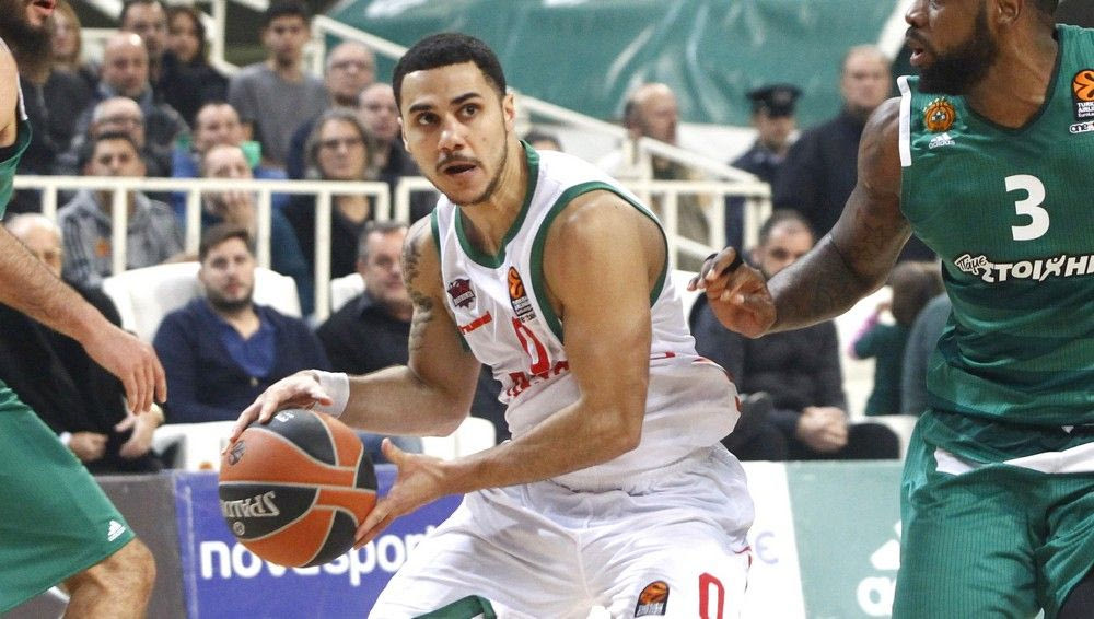 Τα βρόντηξε κάτω κι έφυγε για… Σέλτικς ο Λάρκιν