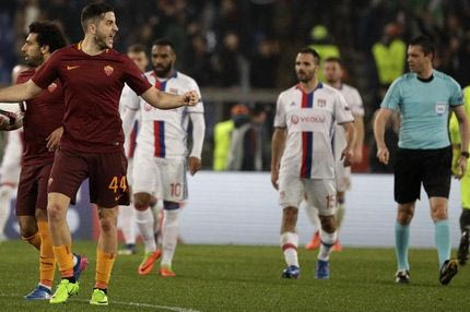 Νέος “βαρβάτος” μνηστήρας για τον Μανωλά!