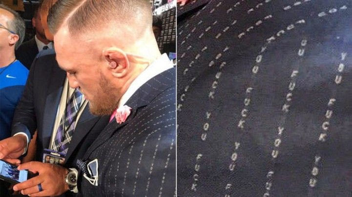 Το κρυφό και άκρως υβριστικό μήνυμα στο σακάκι του ΜακΓκρέγκορ