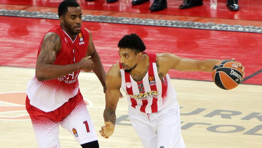 Ο ΜακΛιν δεν είναι Μπιρτς: ο νέος σέντερ αλλάζει τον Ολυμπιακό