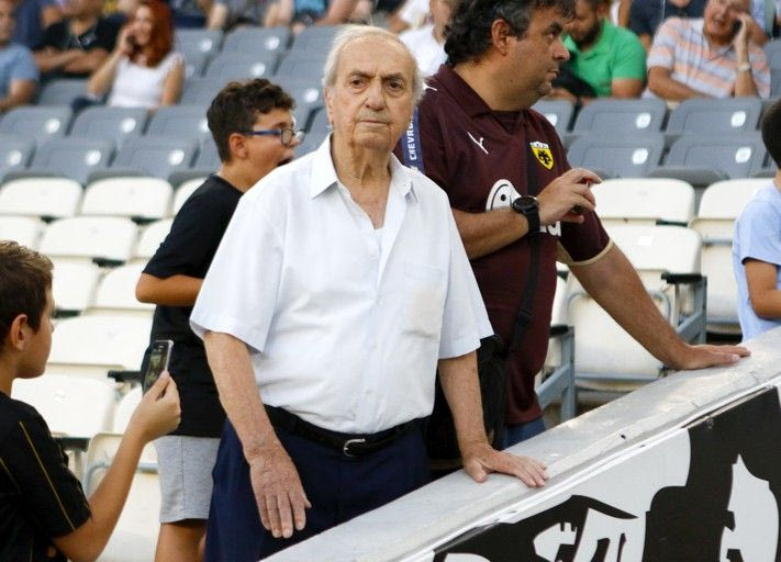 Με την αύρα του Νεστορίδη η ΑΕΚ