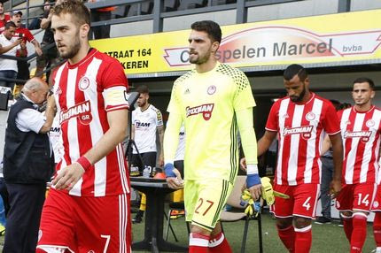 H 11άδα: Ρομάο στα στόπερ, Σιώπης στα χαφ