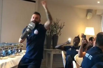 O Σιώπης έκανε τον ΛΕΠΑ και ξεσήκωσε τους συμπαίκτες του