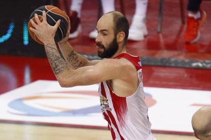 Θα δούμε και Σπανούλη με μουστάκι…