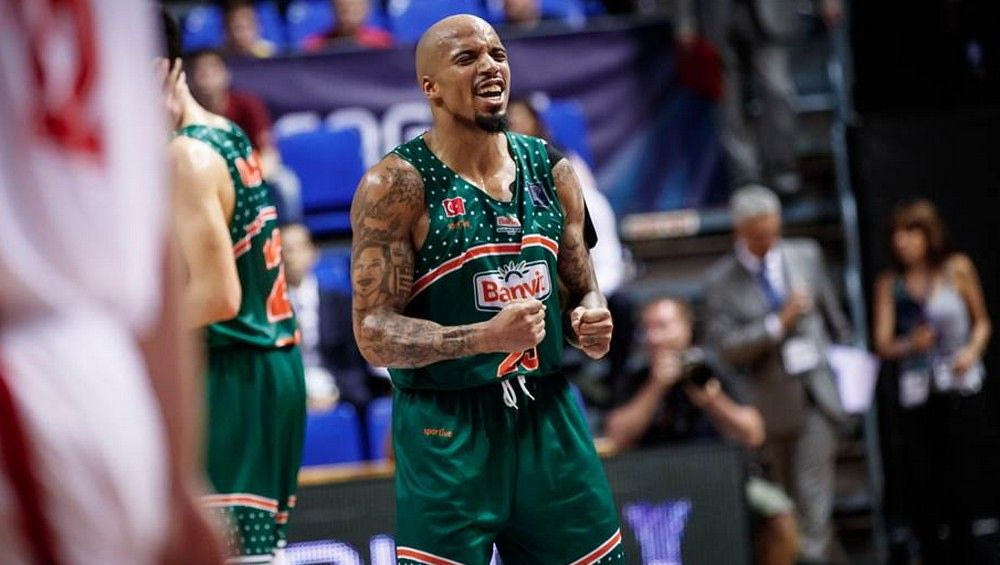 Ο… Θοδωρής της Μιλάνο