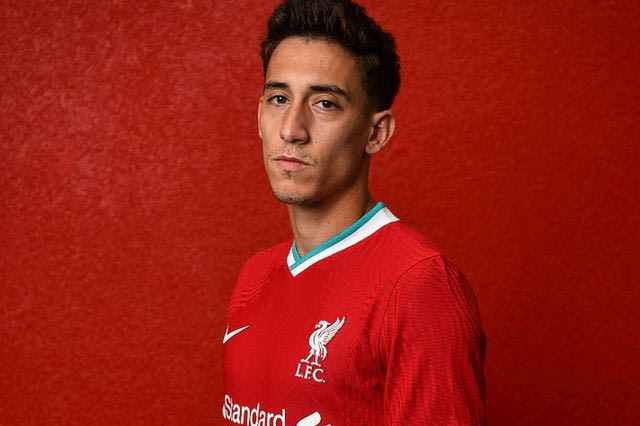 Το πρώτο βήμα του Τσιμίκα στο Λίβερπουλ ήταν σε κόκκινο χαλί