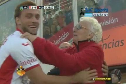 Η… σούπερ γιαγιά του Ρινάλντι!