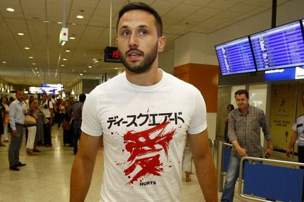 Με… κάπρι και μότο “η αγάπη πονάει” έφτασε ο Βούκοβιτς