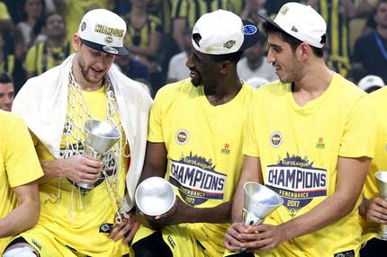 Από την Ευρωλίγκα το 1/3 των παικτών του Ευρωμπάσκετ