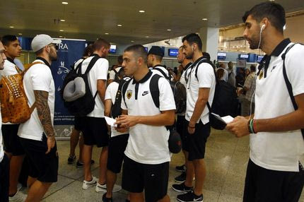 Έφυγε από σημαδιακή πύλη η ΑΕΚ