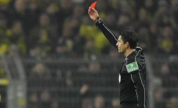 “Βροχή” από κόκκινες στην Σκωτία