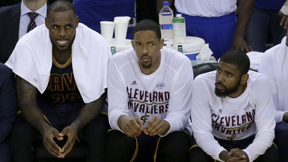 Ο Λεμπρόν δεν μπορεί να χωνέψει με τίποτα ότι ο Ίρβινγκ τον “πρόδωσε”