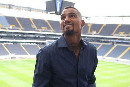 Η “κουρσάτη” συνέντευξη του Μπόατενγκ