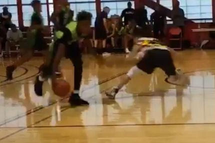 Ο γιος του Λεμπρόν Τζέιμς σωριάζει… παιδάκια στο παρκέ