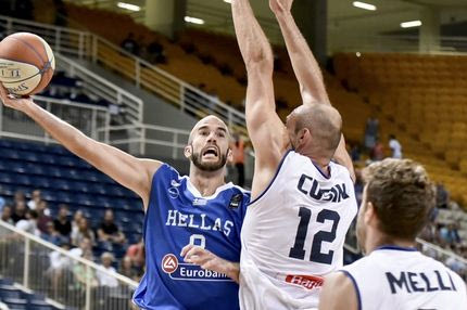 Νεύρα στο ξενοδοχείο, αντίδραση στο παρκέ