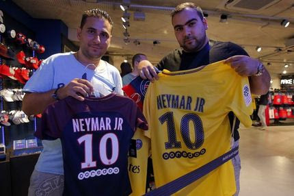 Πανζουρλισμός και τρελά νούμερα για τη νέα φανέλα του Νεϊμάρ!