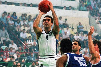 Ο μόνος που περνάει τον Γκάλη…