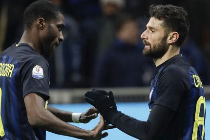 Ο Κοντογκμπιά ντύθηκε… Ντεμπελέ!