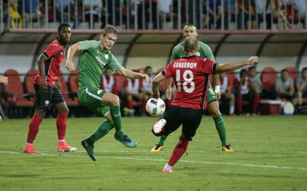 Φαβορί ο Κολοβέτσιος για δεξιά!