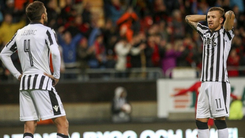 ΠΑΟΚτσήδες στο αεροδρόμιο, δεν τους άφησαν να πλησιάσουν