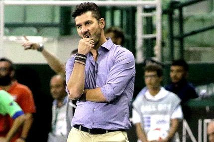 Μαύρα κοράκια, πράσινα κοράκια