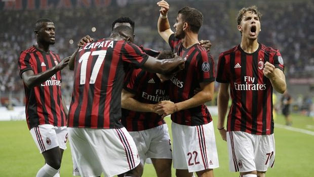 “Τρέλα” των οπαδών της Μίλαν για τα νέα διαρκείας