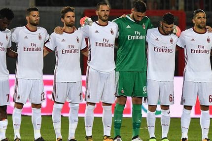 Ο “πεινασμένος” Μπονούτσι απαιτεί κέρασμα από νεαρό συμπαίκτη του!