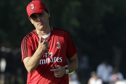 Ο Μοντέλα δεν ξεχνάει τις μάχες ΑΕΚ-Μίλαν στο Champions League!