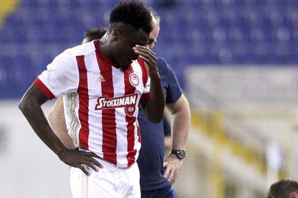 Τις μάχες για το σεντόνι θα τις δώσει χωρίς Εμενίκε