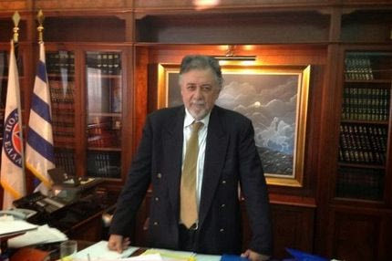 Πανούσης: “Να σταματήσει το πρωτάθλημα…”