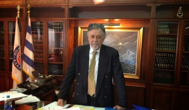 Πανούσης: “Να σταματήσει το πρωτάθλημα…”