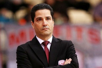 Ασυνήθιστη βραδιά, συνηθισμένη νίκη