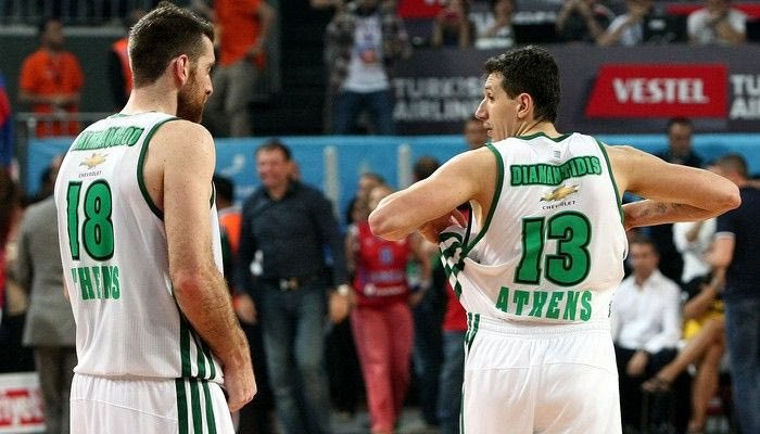 Τίμησε το στέμμα του