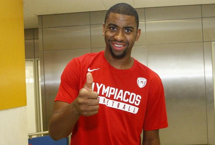 Ο Τόμπσον ήρθε, οι βαλίτσες του όχι