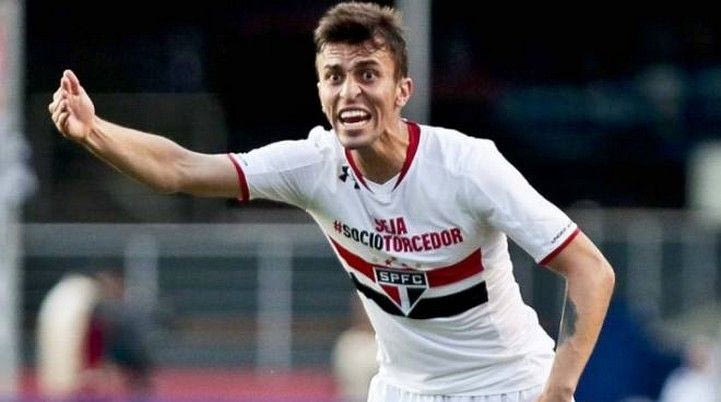 Το “ψάχνει” για δανεισμό του Ζοάο Σμιντ