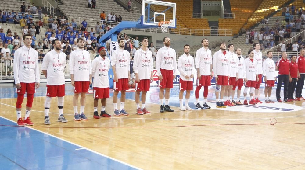 Όταν η τουρκική δημοσιογραφία βγάζει το… φέσι