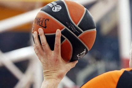 Στην Ελλάδα όλοι ρεπό, στην Ισπανία παίζουν κανονικά