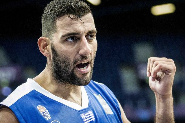 Μπουρούσης: “Είναι σαν να μην υπάρχω στο γήπεδο”