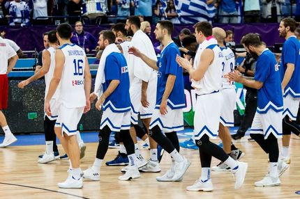 Μία ζέστη, μία κρύο η Εθνική