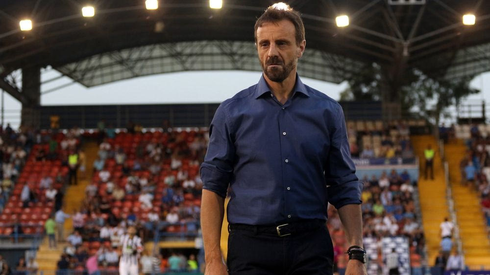 Τέλος πριν καν… αρχίσει ο Μάντζιος!