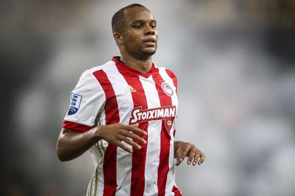 Βρέθηκε… μνηστήρας για τον Οφόε