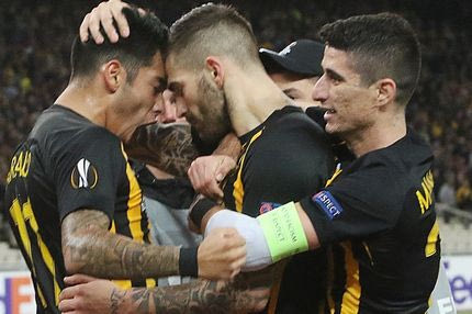 Τα χέρια της δεν έμειναν… άδεια, γιατί είχε “καυτό” τον Μάρκο Λιβάγια!